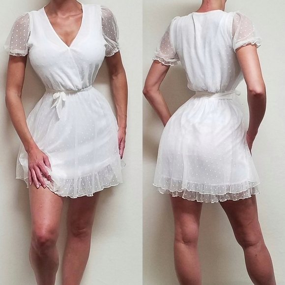 𝅺ALLISON & Kelly White Swiss Dot Layered Mesh Puff Sleeve Belted Mini Dress M - Picture 1 of 16